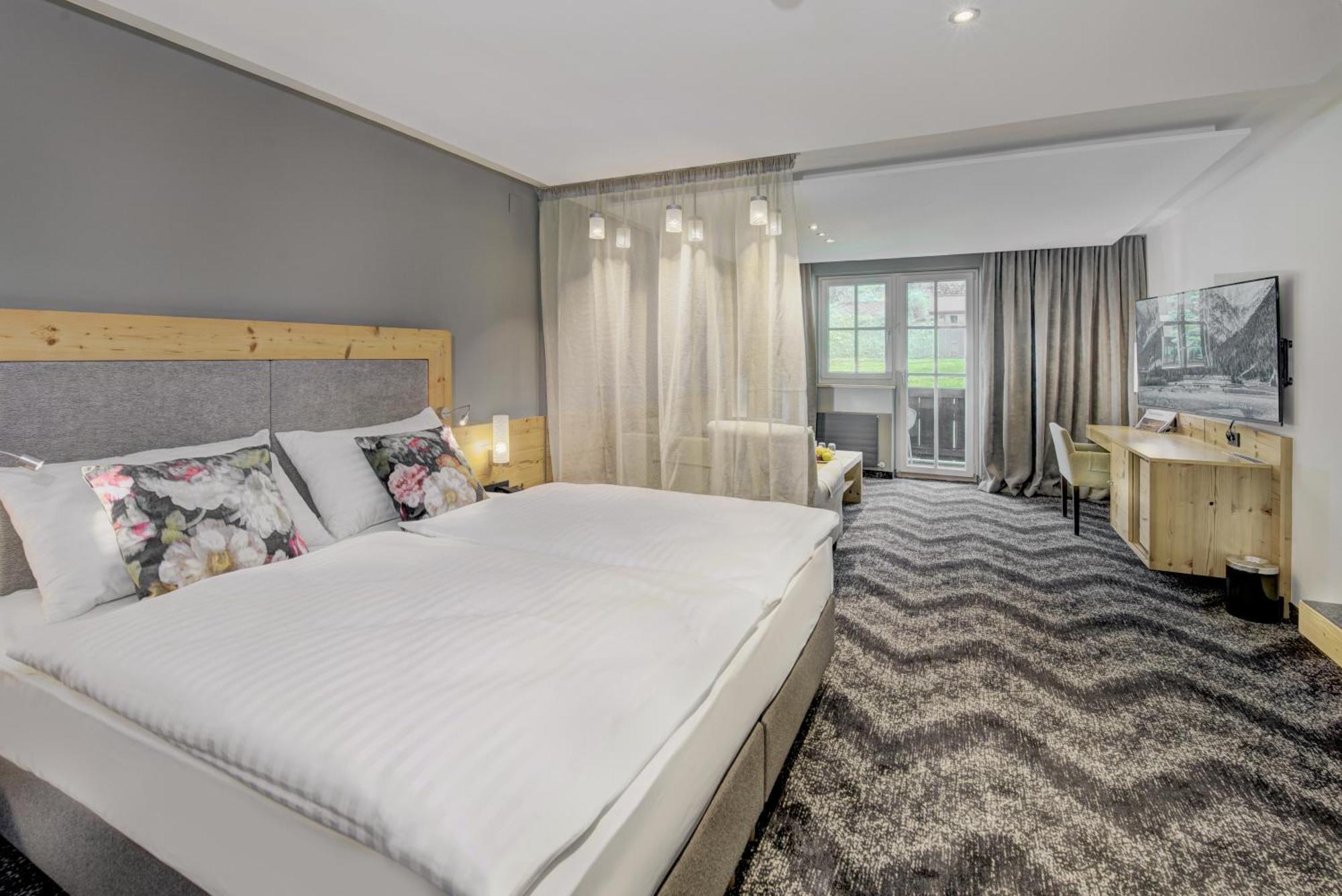 סאלפלדן אם שטיינרן מיר Hotel Gut Brandlhof מראה חיצוני תמונה